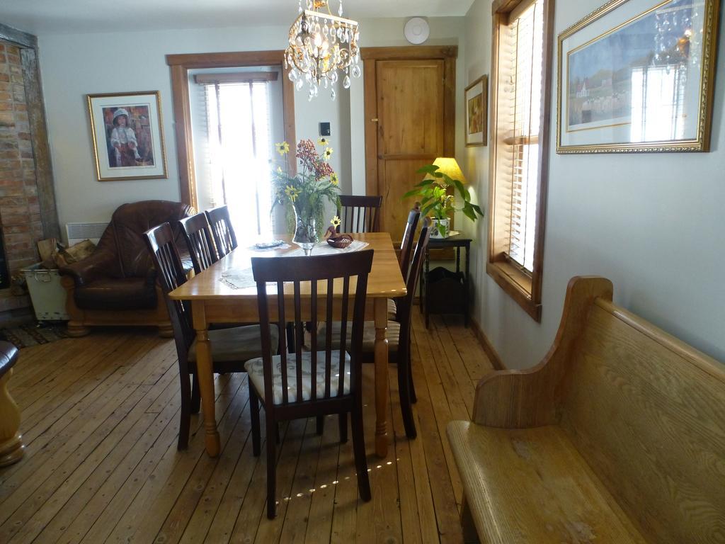 B&B Les Deux Pignons Petit-Saguenay Eksteriør billede