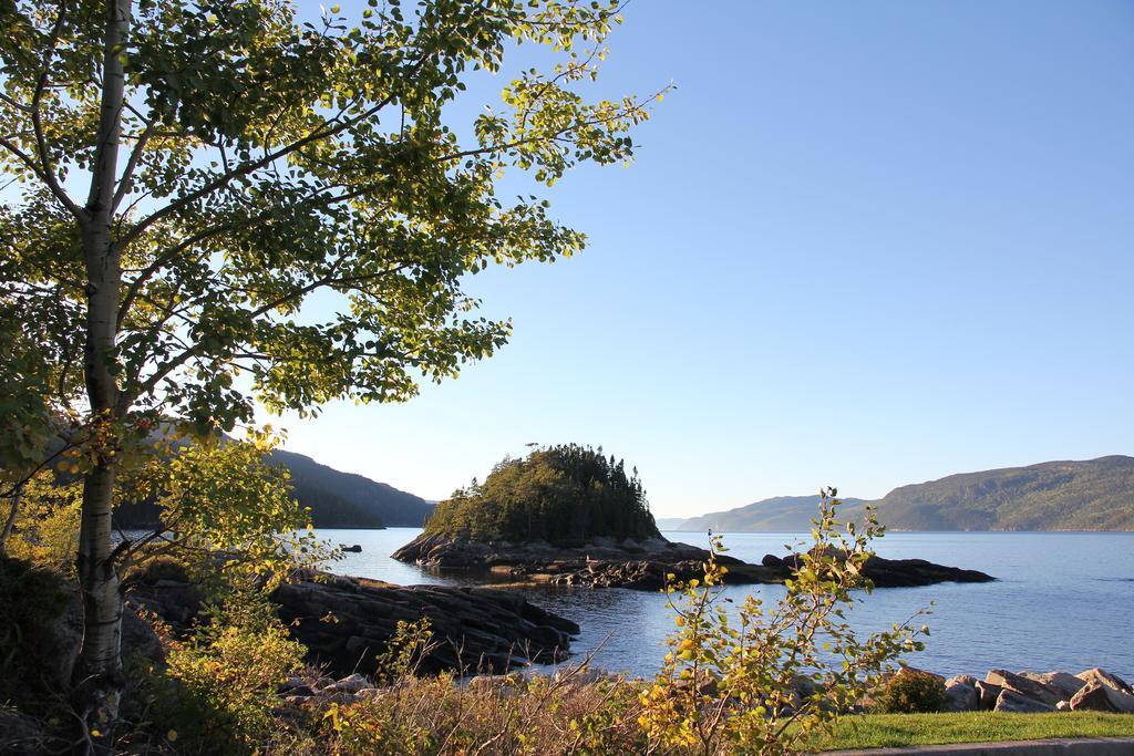 B&B Les Deux Pignons Petit-Saguenay Eksteriør billede